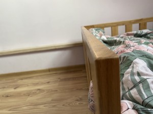 Szczebelki łóżka Róża – bezpieczne dla dzieci, trwałe i mocne, wykonane z litego drewna dębowego