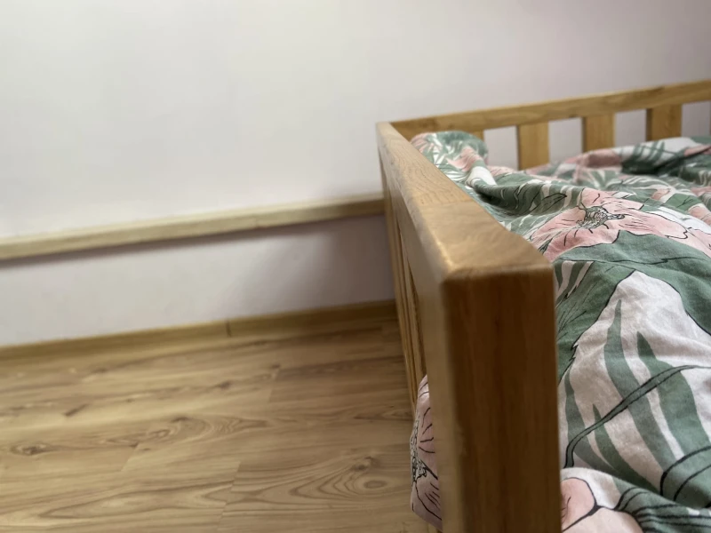 Szczebelki łóżka Róża – bezpieczne dla dzieci, trwałe i mocne, wykonane z litego drewna dębowego