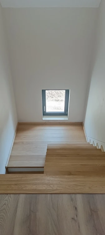 Podłoga na spocznik dębowy