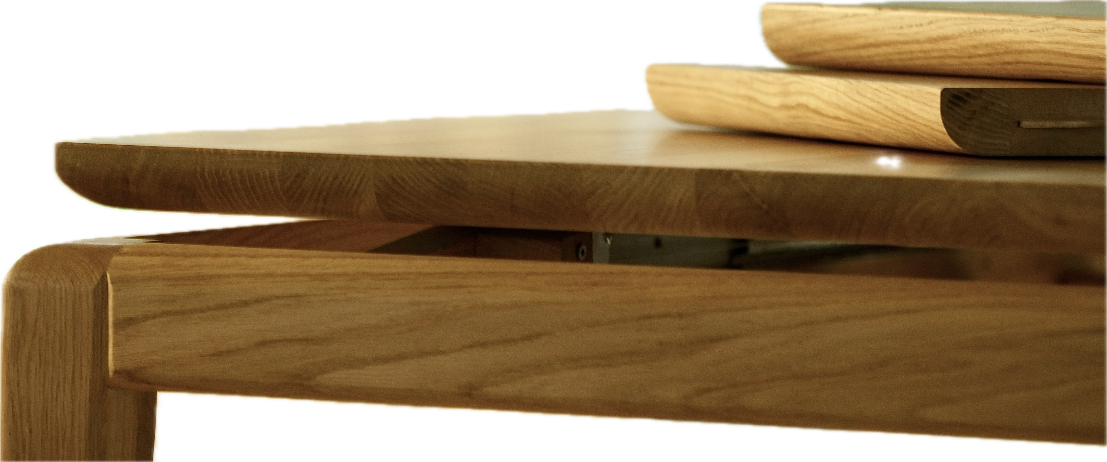 alt="Stół dębowy premium Enki – wykonany w 100% z litego dębu, nowoczesny design, premiera roku w Gildii Drzew"
